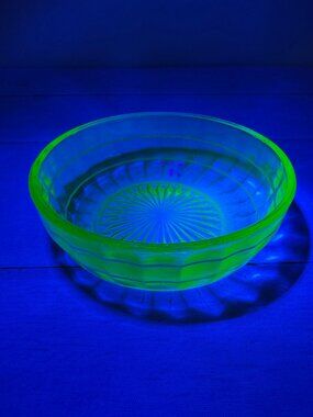 Anchor Hocking Block Optic Uranium Glass Berry Bowl Vintage